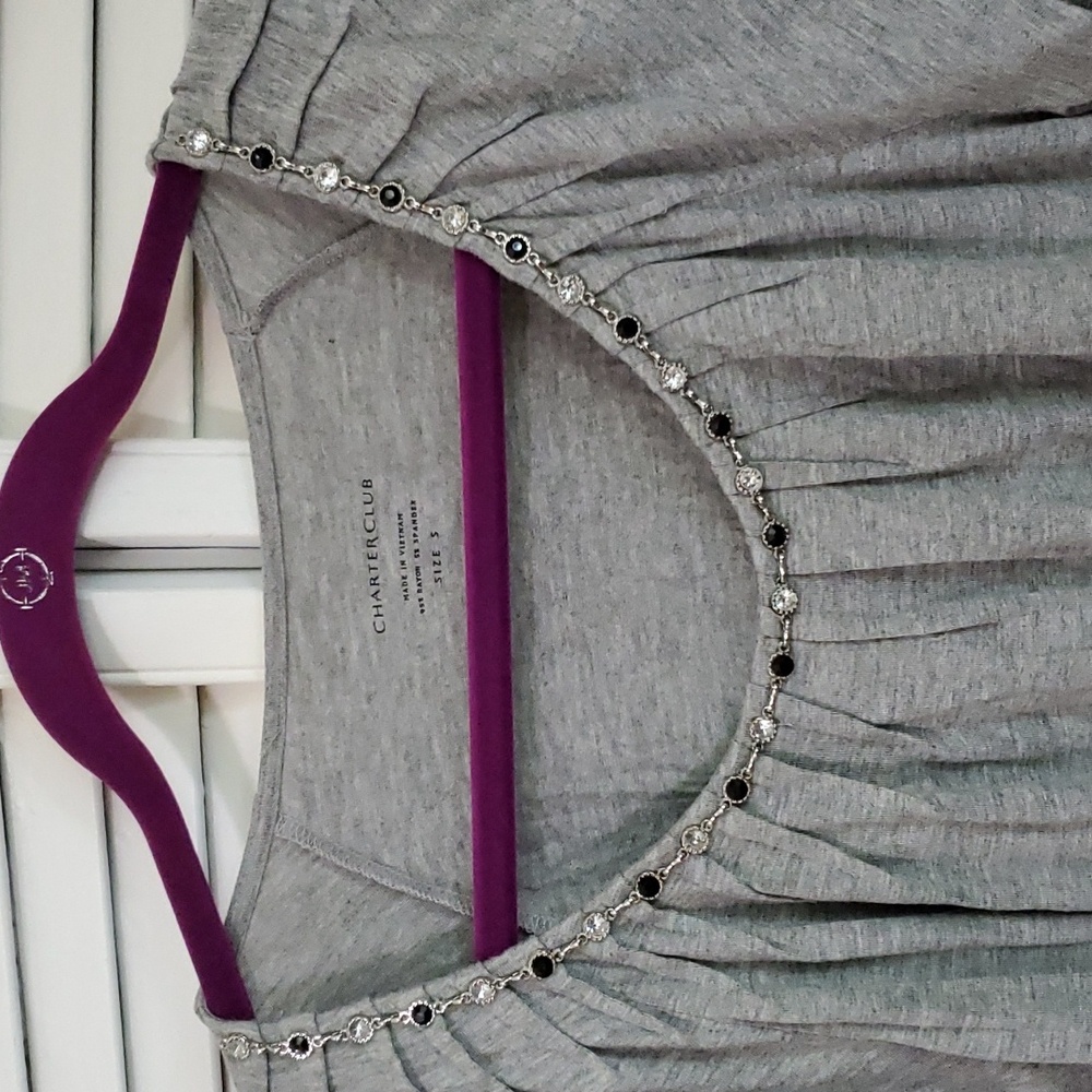 Tee with embellished neckline - Picture 3 of 5